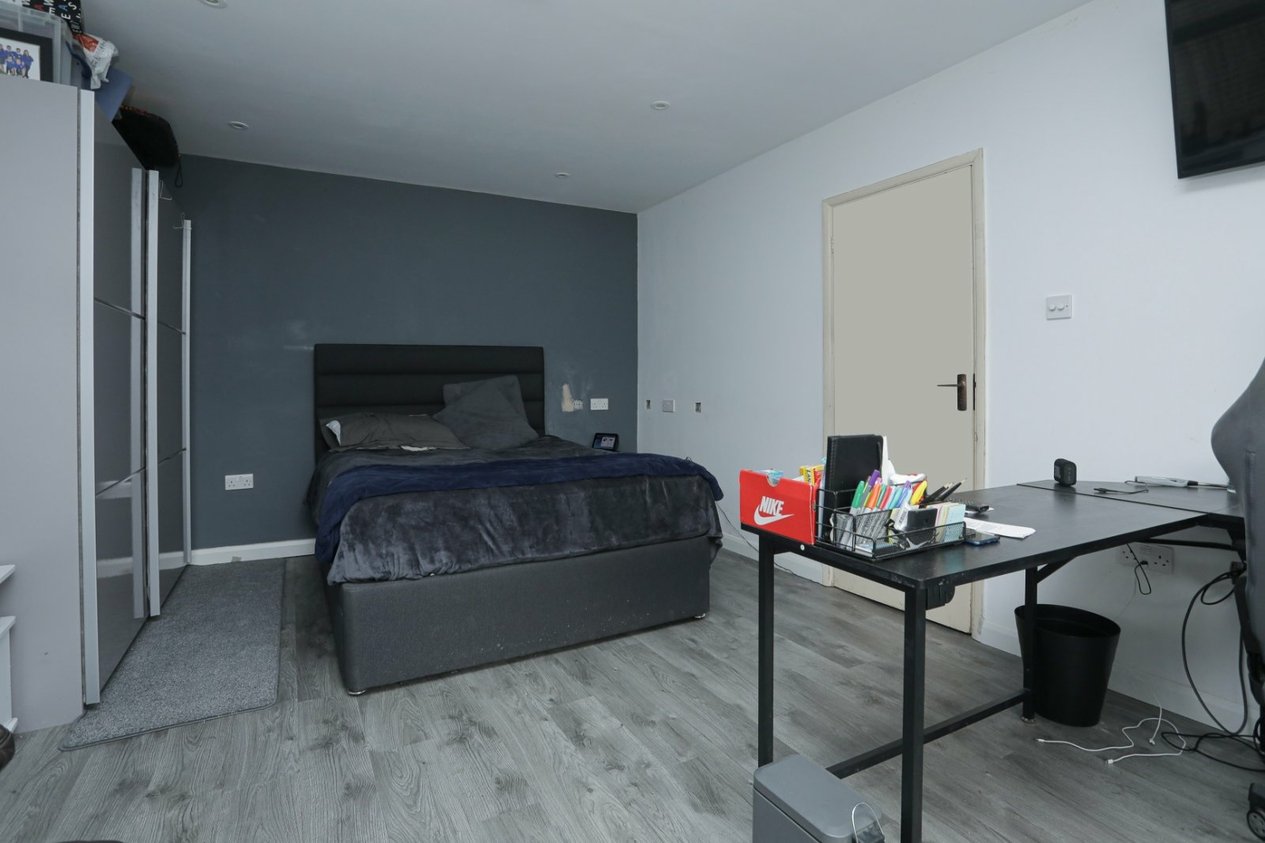 Properties Under Offer in Lancaster Gardens Birchington