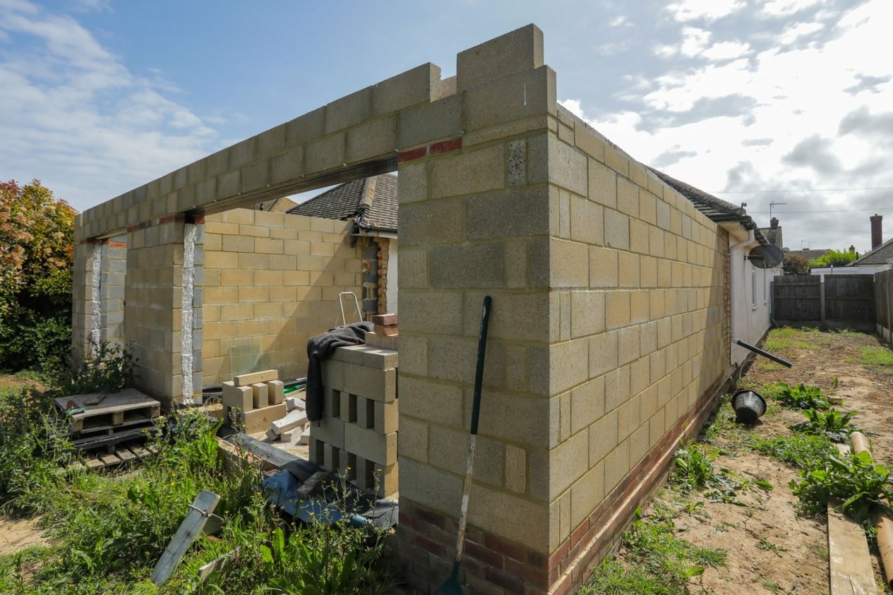 Properties Under Offer in Lancaster Gardens Birchington