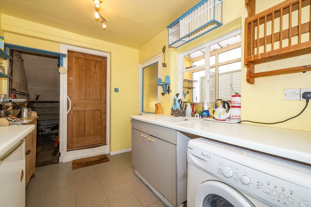 Properties For Sale in Lansdown Road Canterbury