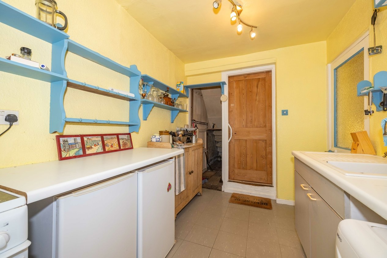Properties For Sale in Lansdown Road Canterbury