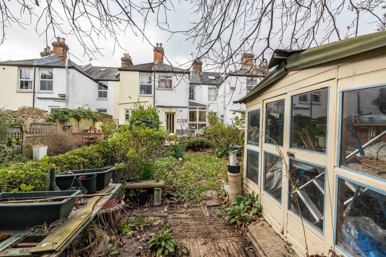 Properties For Sale in Lansdown Road Canterbury