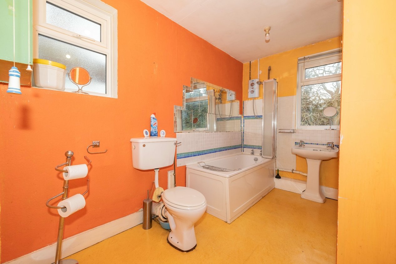 Properties For Sale in Lansdown Road Canterbury