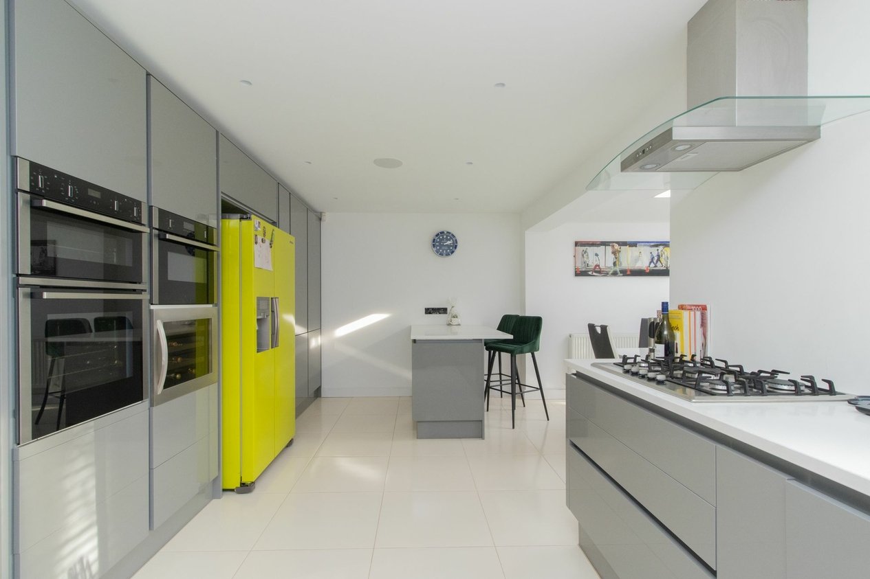 Properties For Sale in Lanthorne Road  Broadstairs