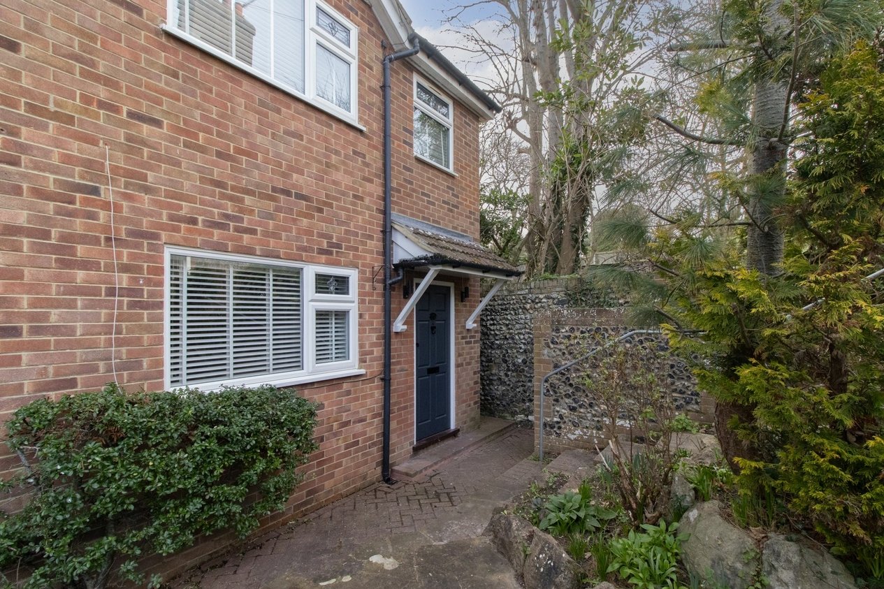 Properties For Sale in Lanthorne Road  Broadstairs