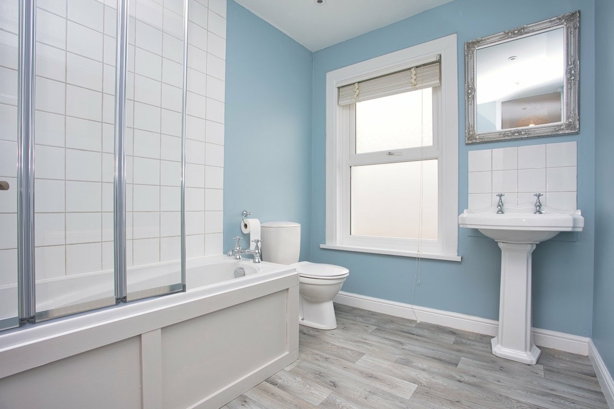 Properties Under Offer in Lascelles Road Dover