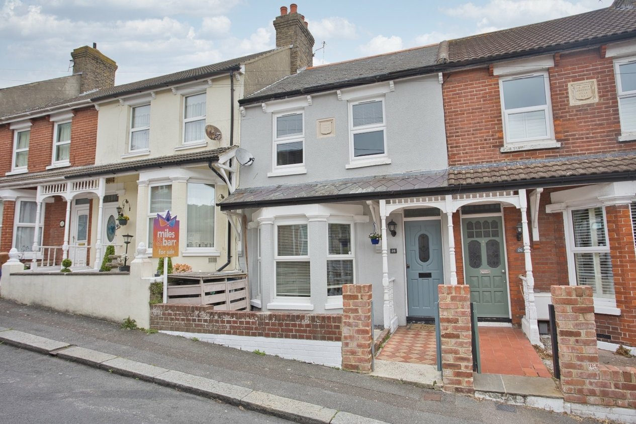 Properties Under Offer in Lascelles Road Dover