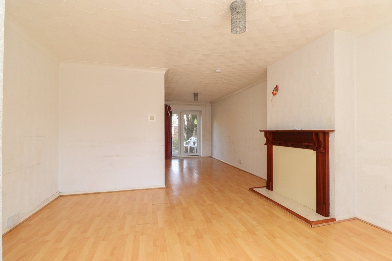 Properties For Sale in Laureate Close Cliftonville