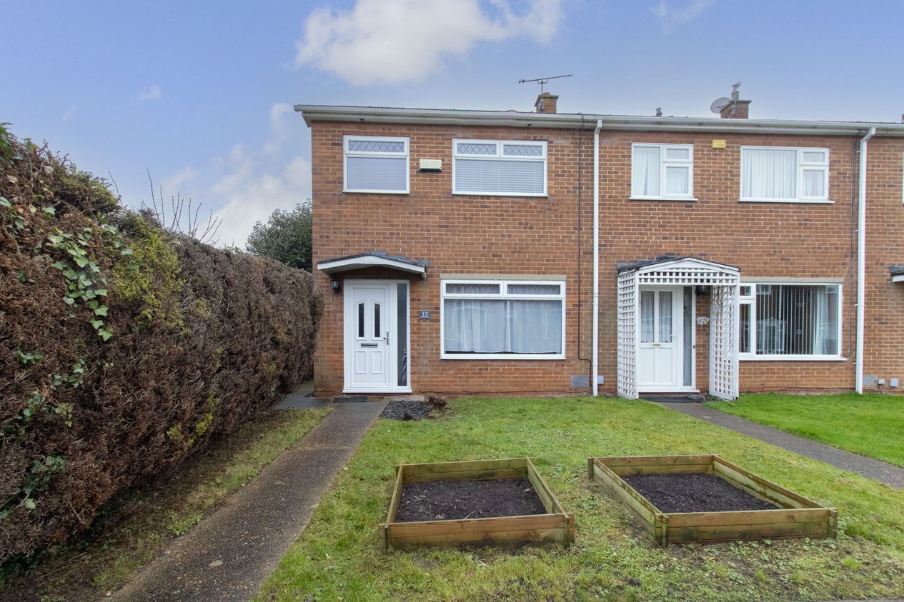 Properties Sold in Laureate Close Margate