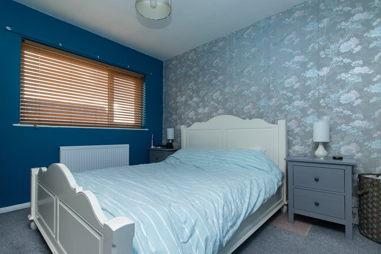 Properties Sold in Laureate Close Margate