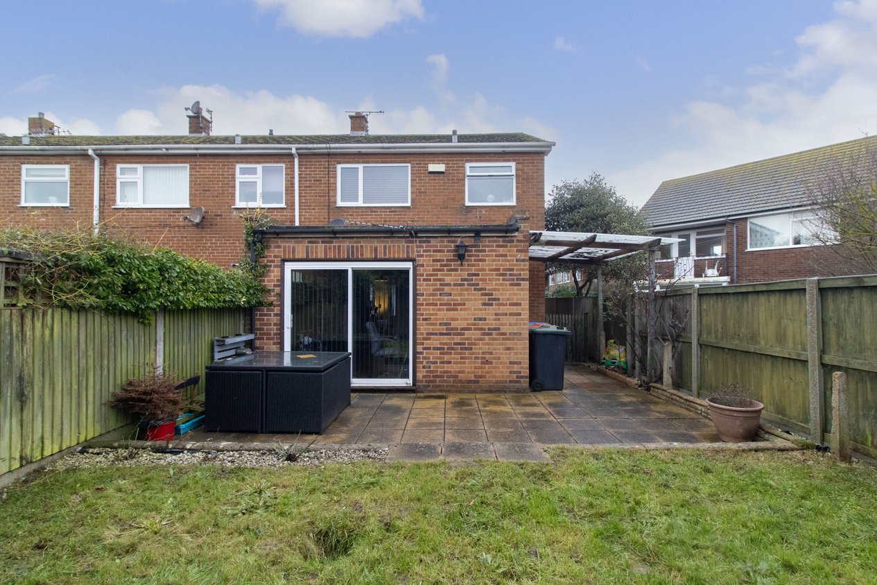 Properties Sold in Laureate Close Margate