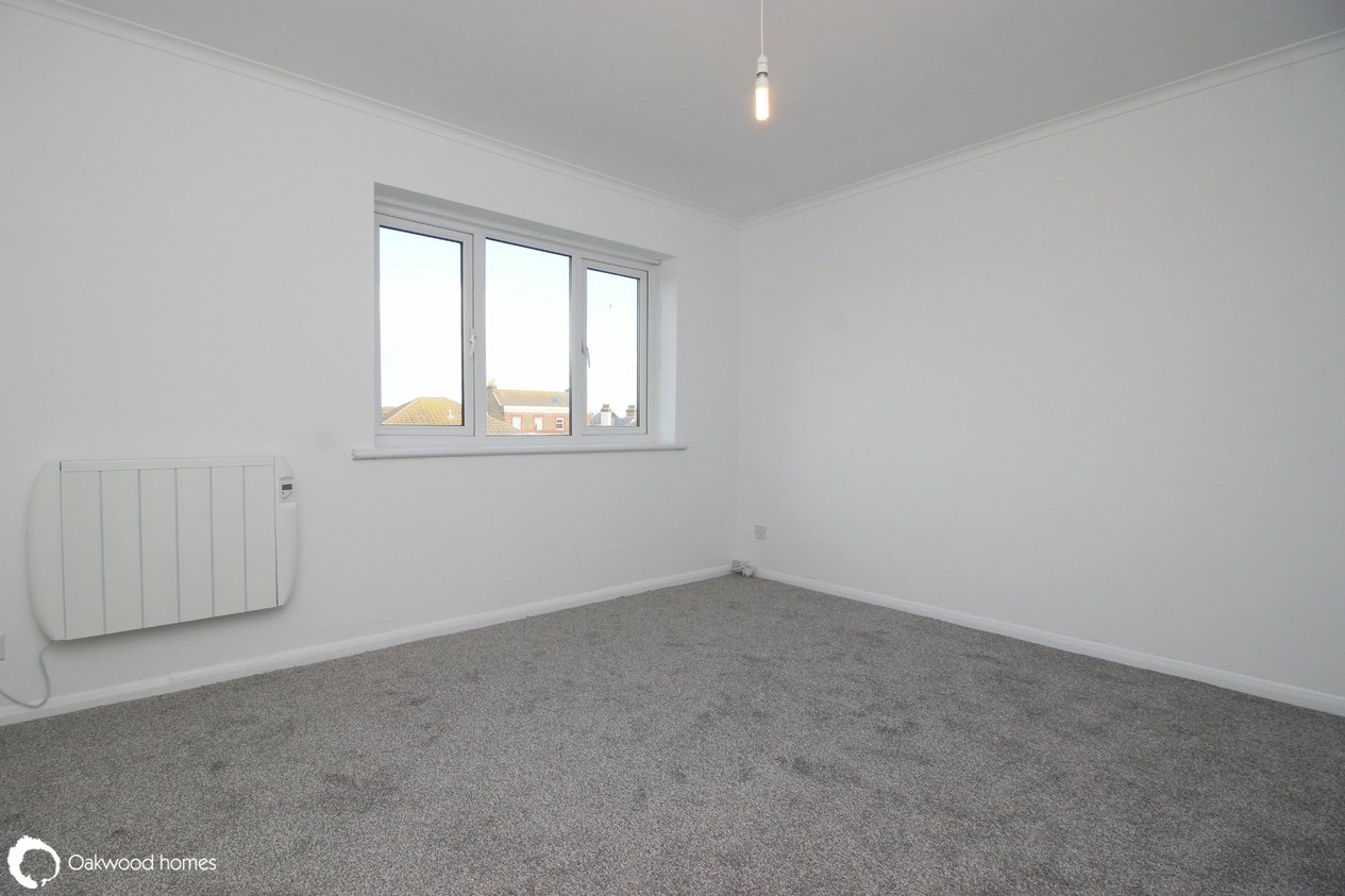 Properties Under Offer in Laurice Court 