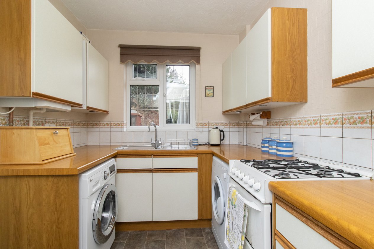 Properties Under Offer in Lawn Road Broadstairs