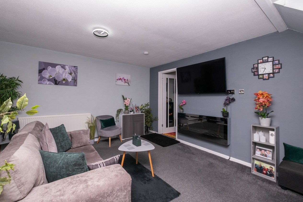 Properties Sold Subject To Contract in Laxton Way  Faversham
