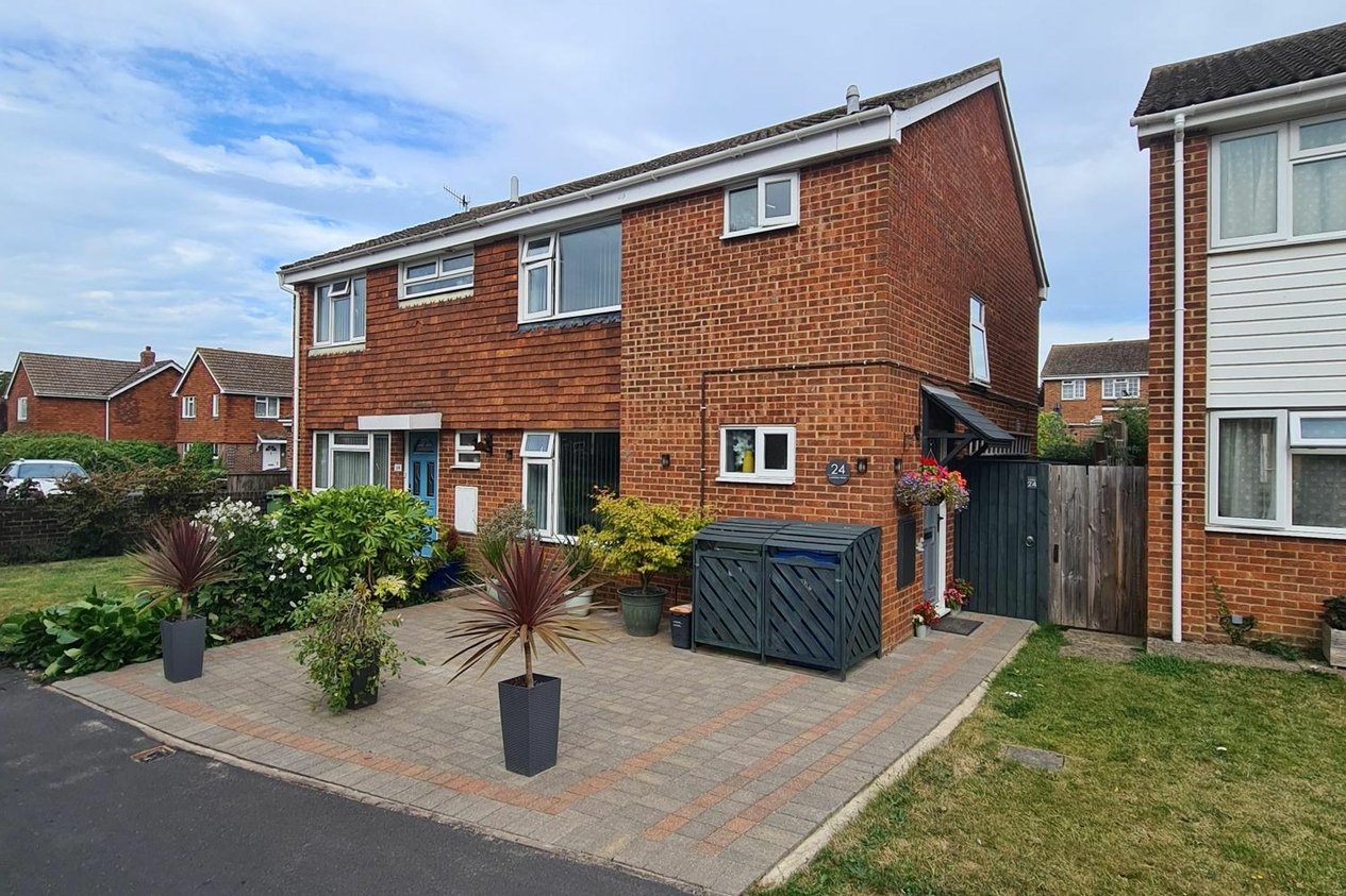 Properties Sold Subject To Contract in Laxton Way  Faversham