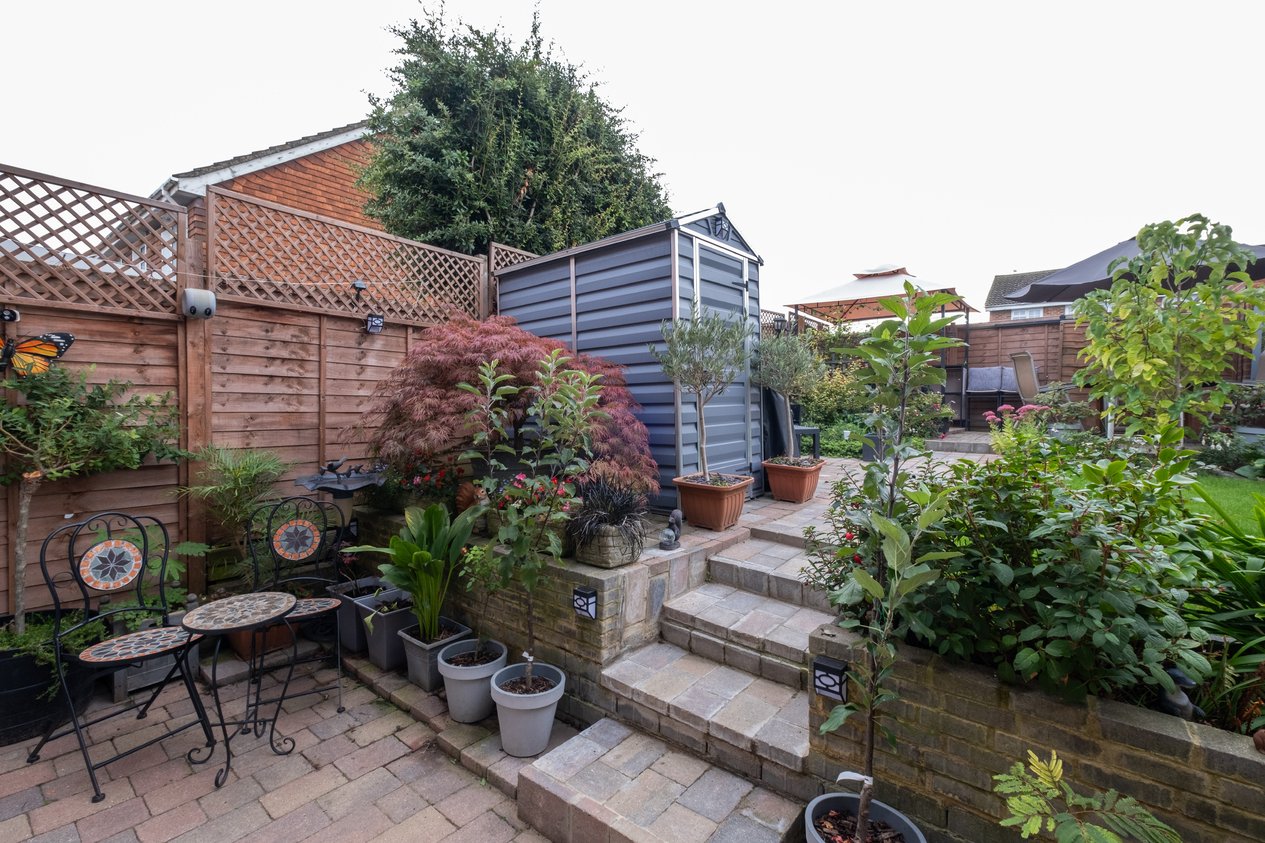 Properties Sold in Laxton Way Faversham