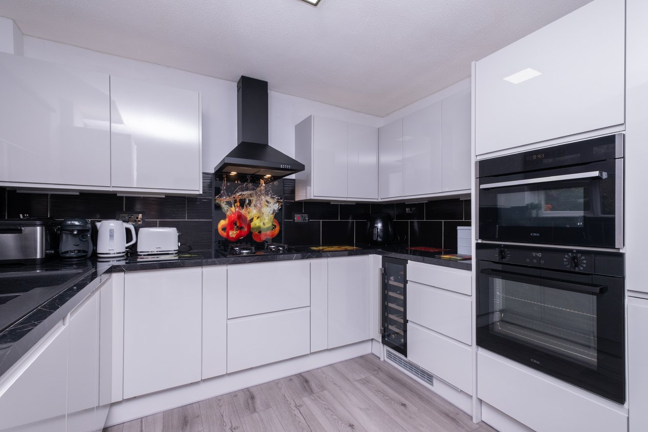 Properties Sold in Laxton Way Faversham