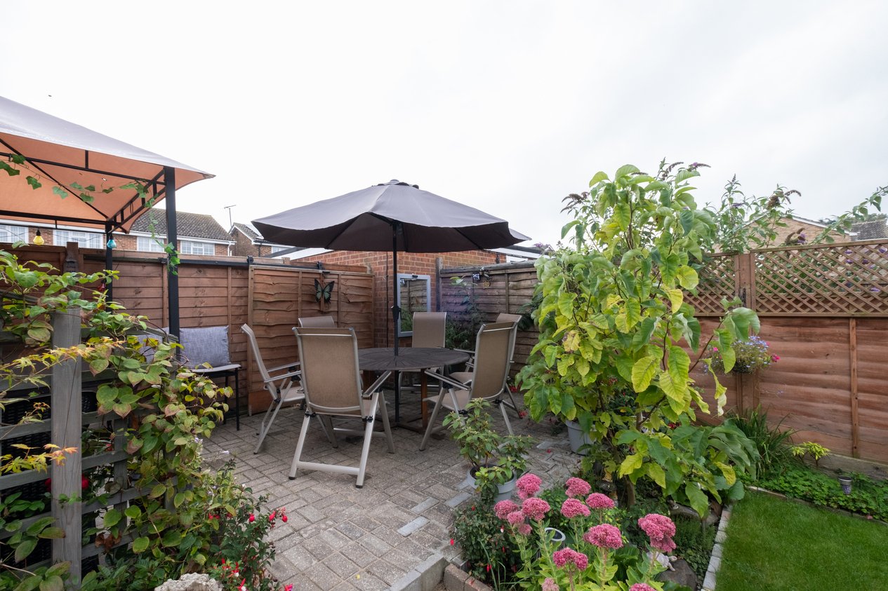 Properties Sold in Laxton Way Faversham