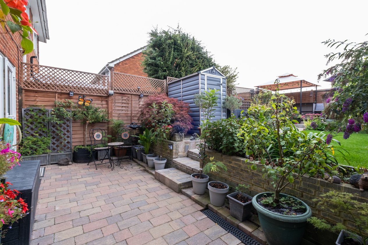 Properties Sold in Laxton Way Faversham
