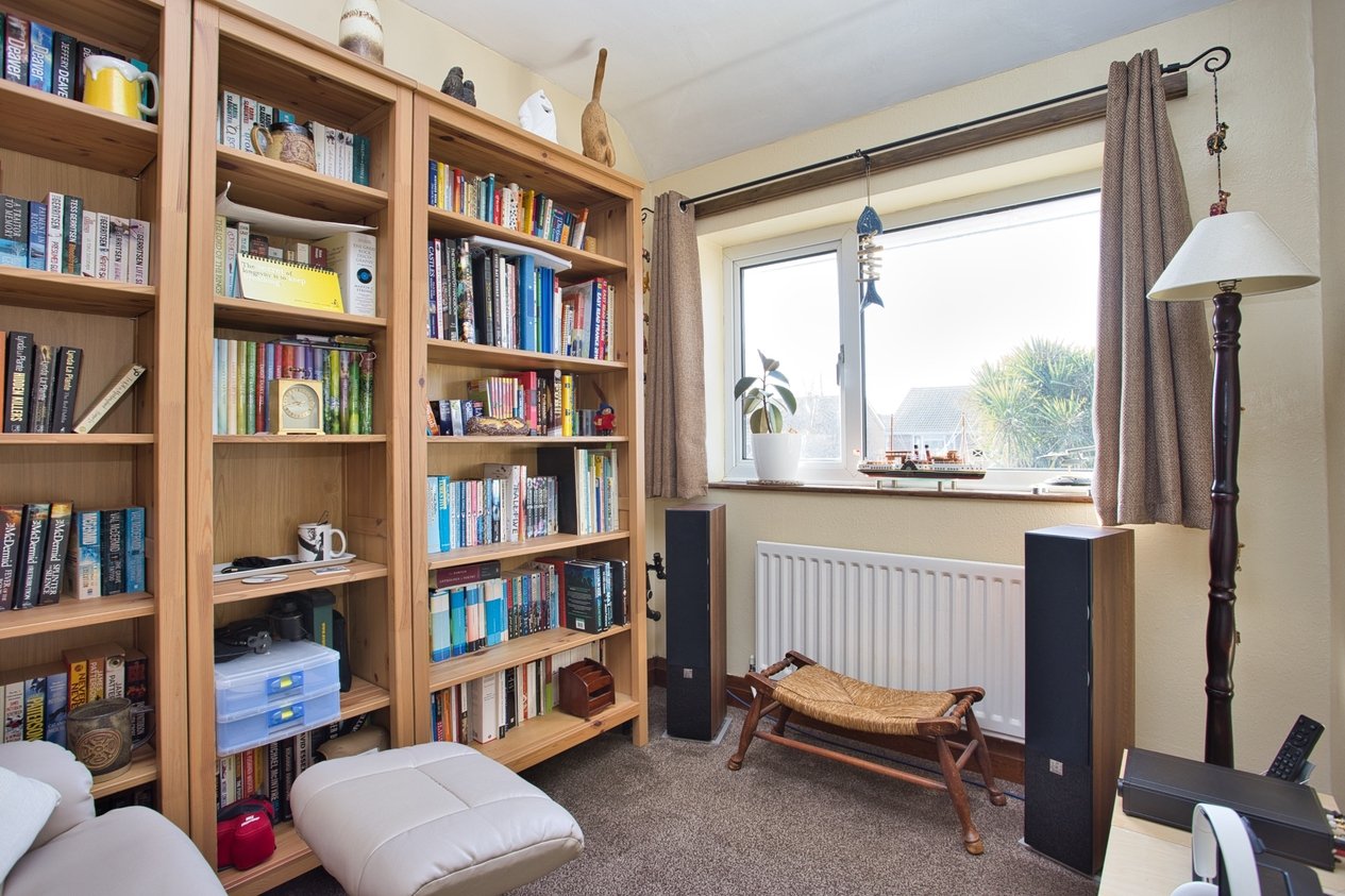 Properties Under Offer in Leas Road Deal