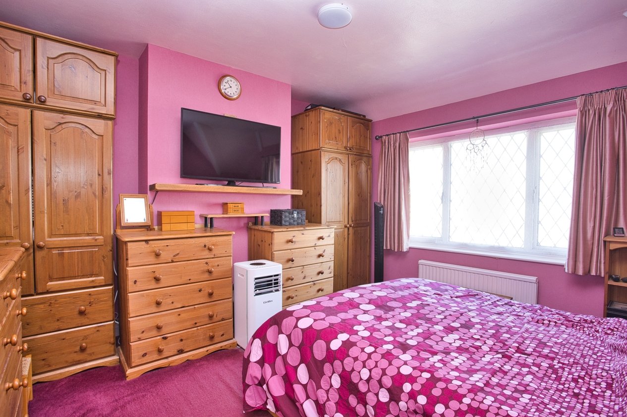 Properties Under Offer in Leas Road Deal