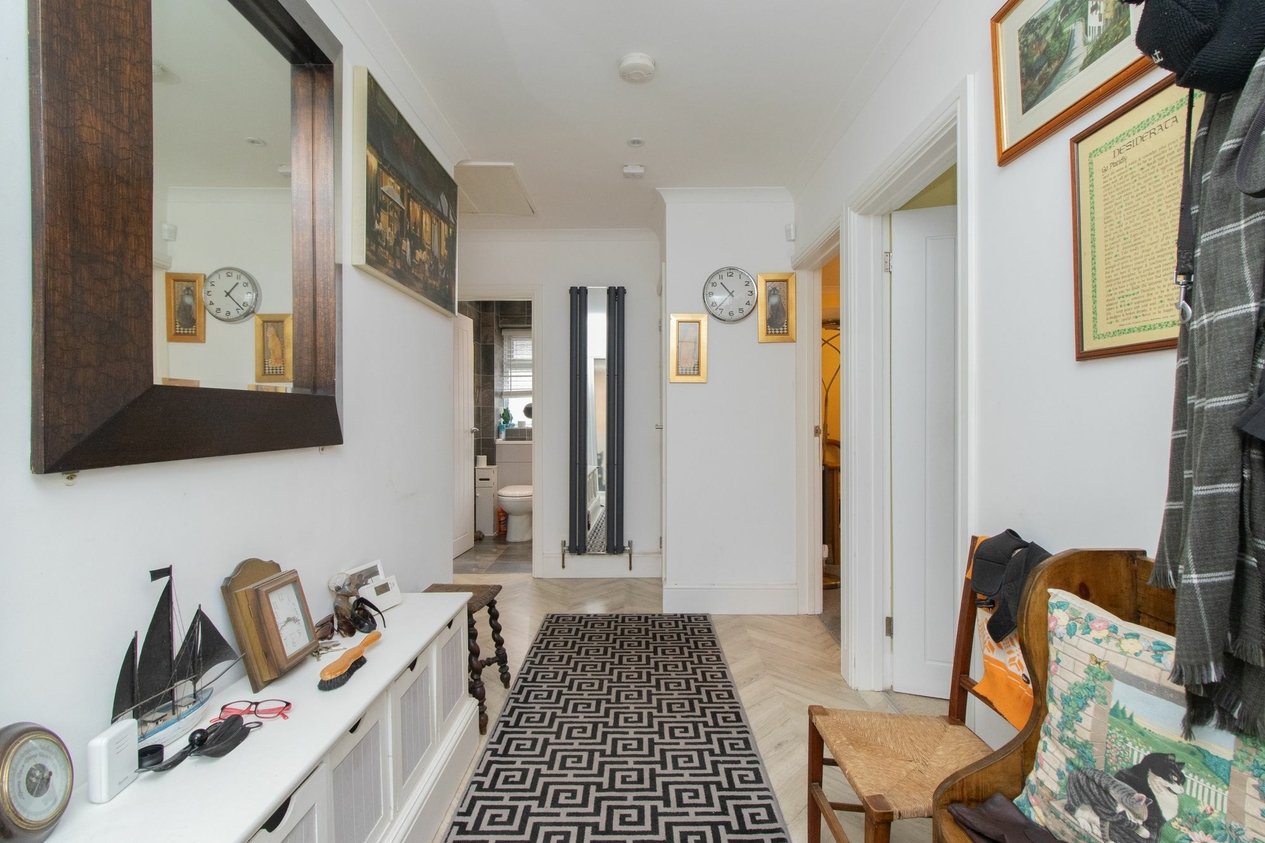 Properties For Sale in Leatt Close  Broadstairs