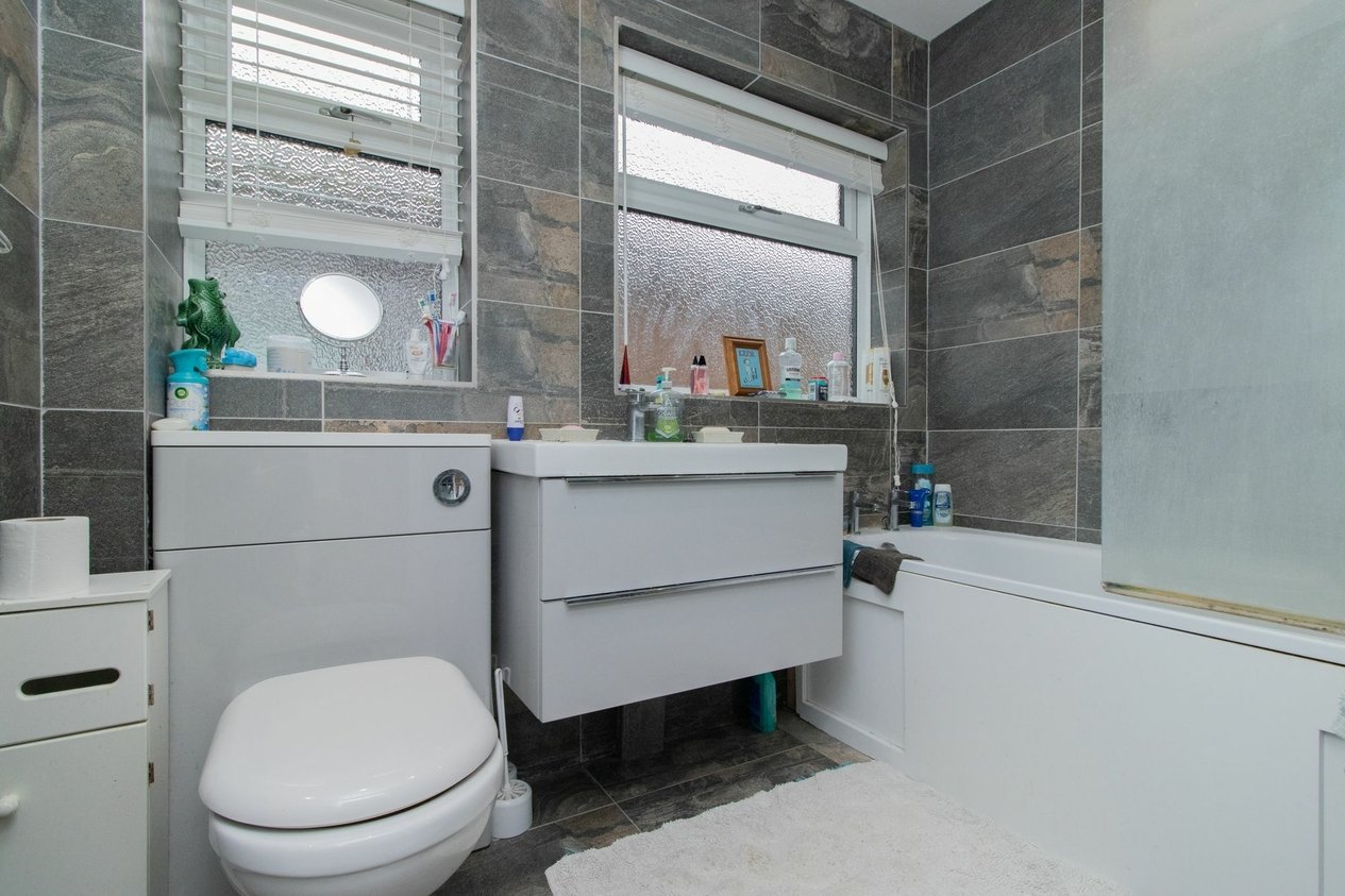 Properties For Sale in Leatt Close  Broadstairs