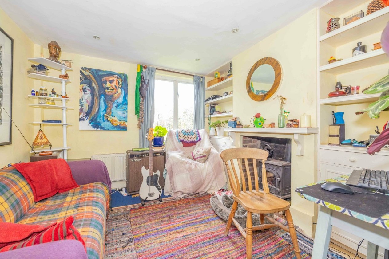 Properties For Sale in Lees Road Willesborough
