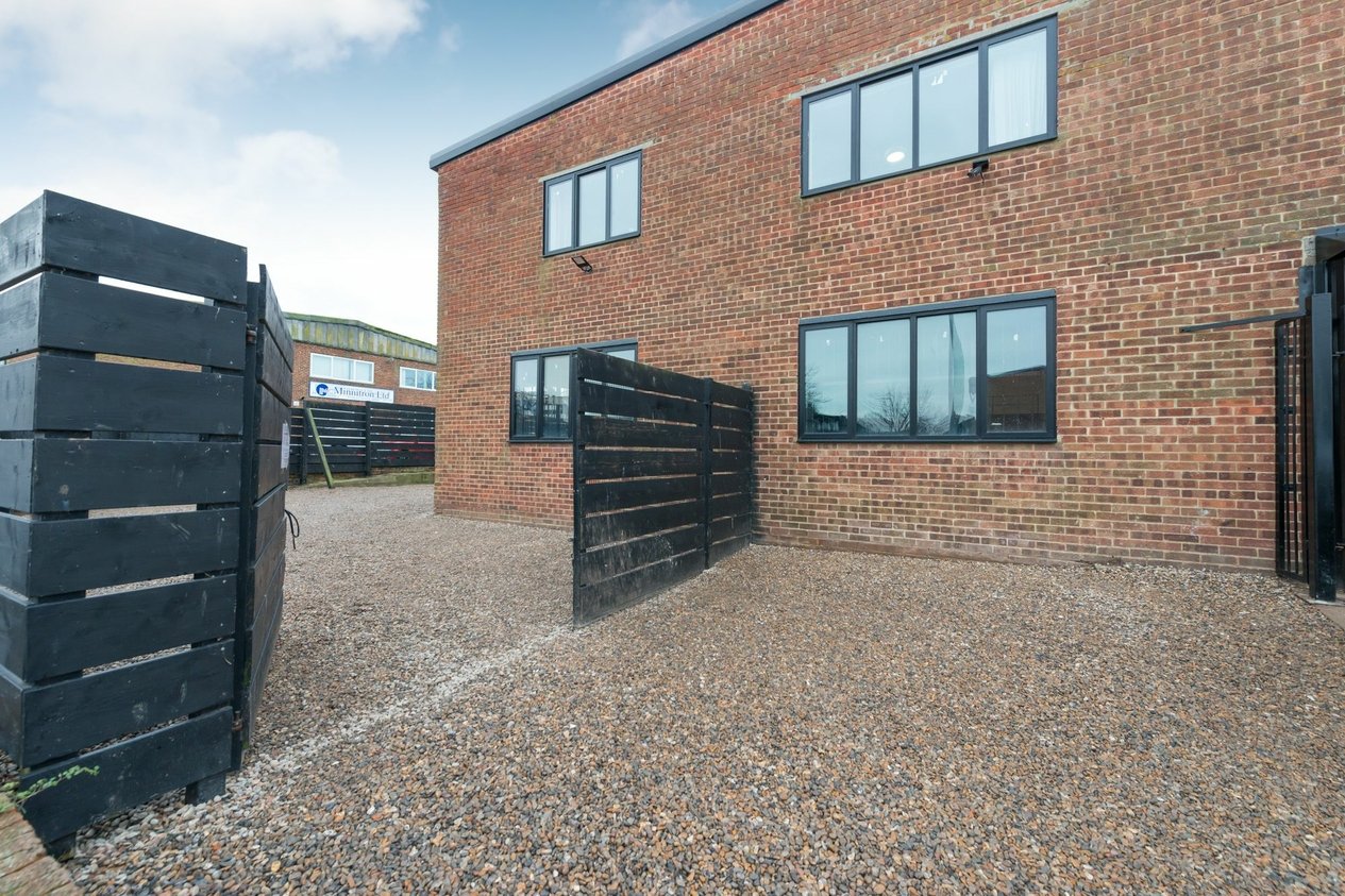 Properties To Let in Leigh Road  Ramsgate
