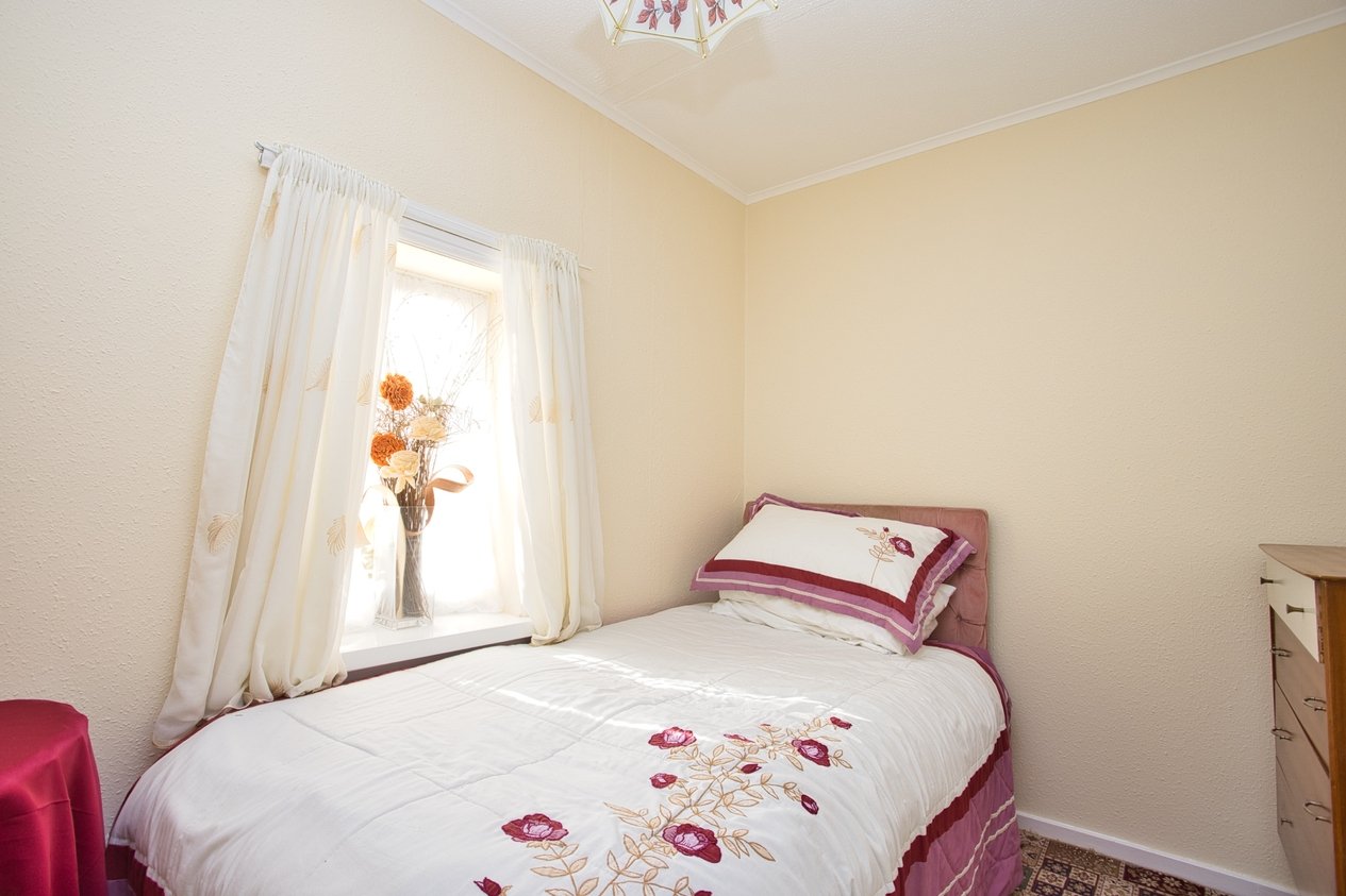 Properties For Sale in Leivers Road Deal