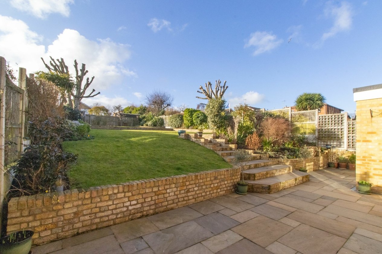 Properties For Sale in Lenham Close  Broadstairs