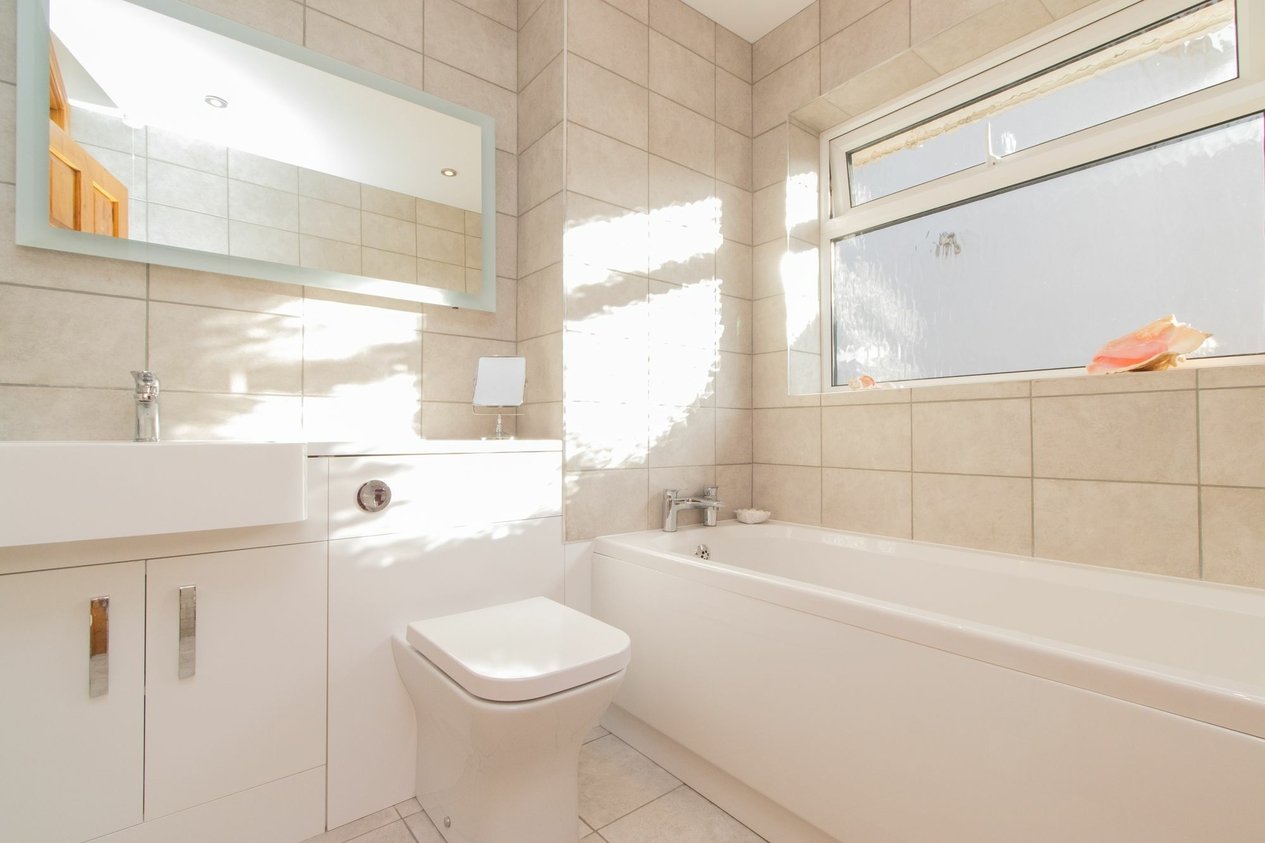 Properties For Sale in Lenham Close  Broadstairs