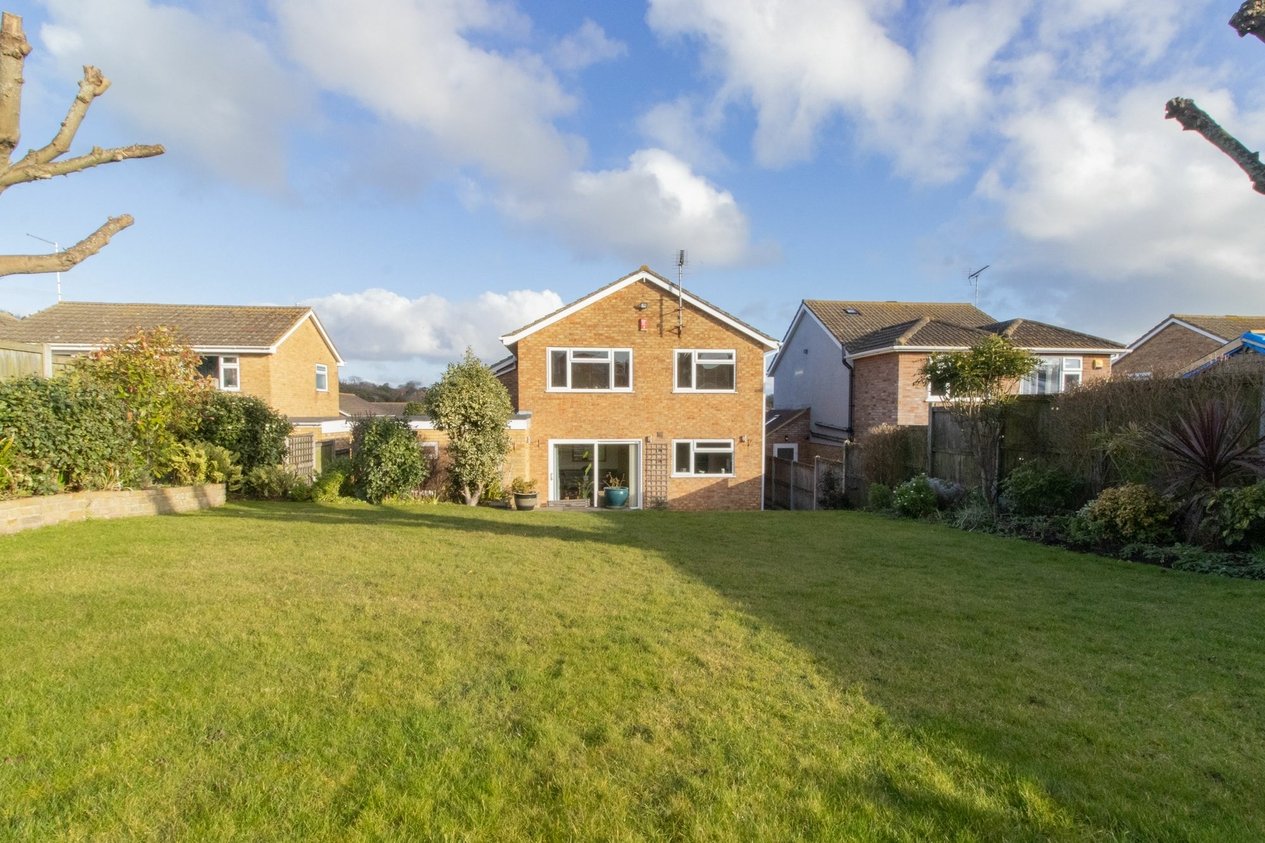 Properties For Sale in Lenham Close  Broadstairs