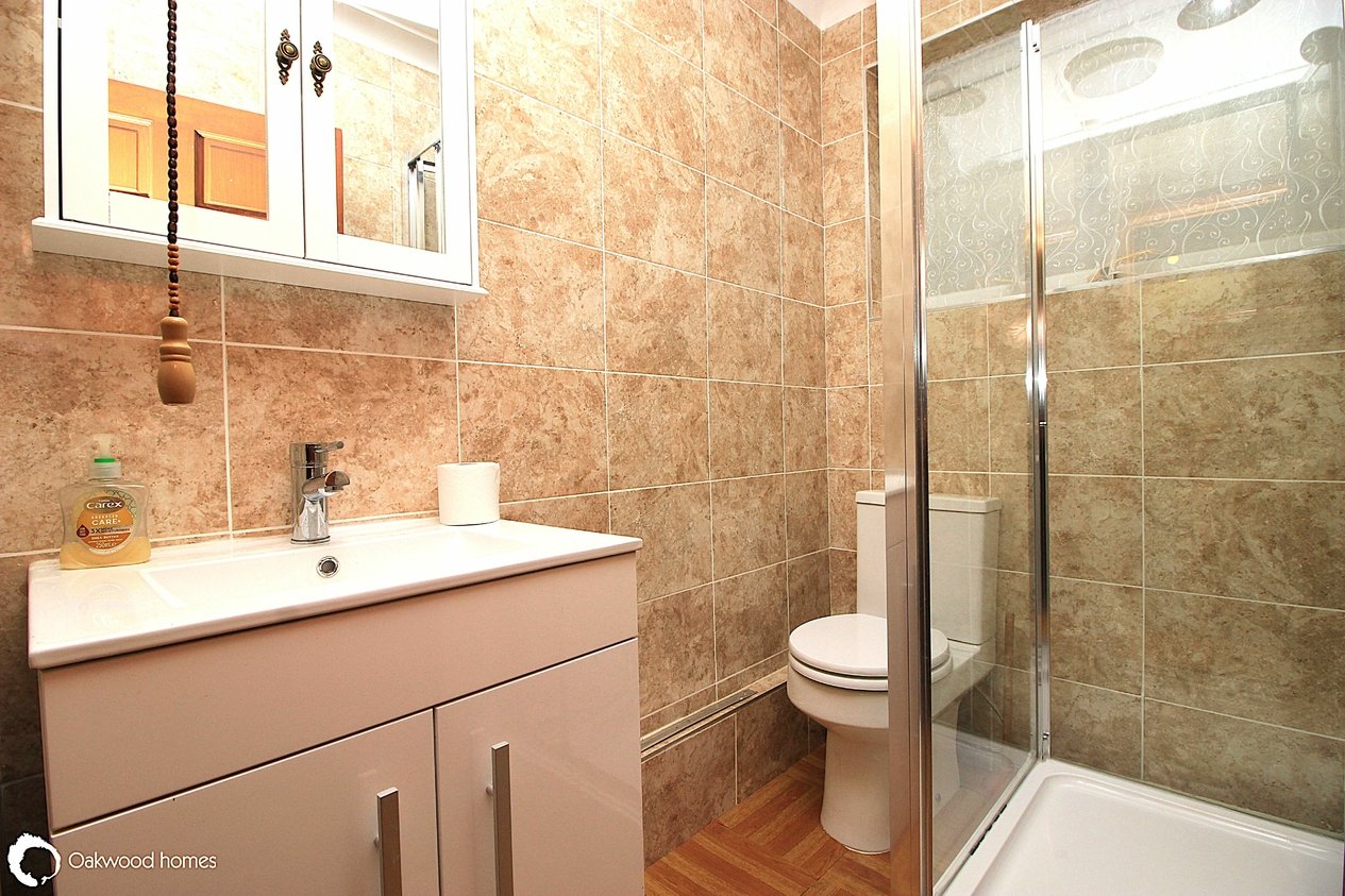 Properties For Sale in Leslie Avenue 