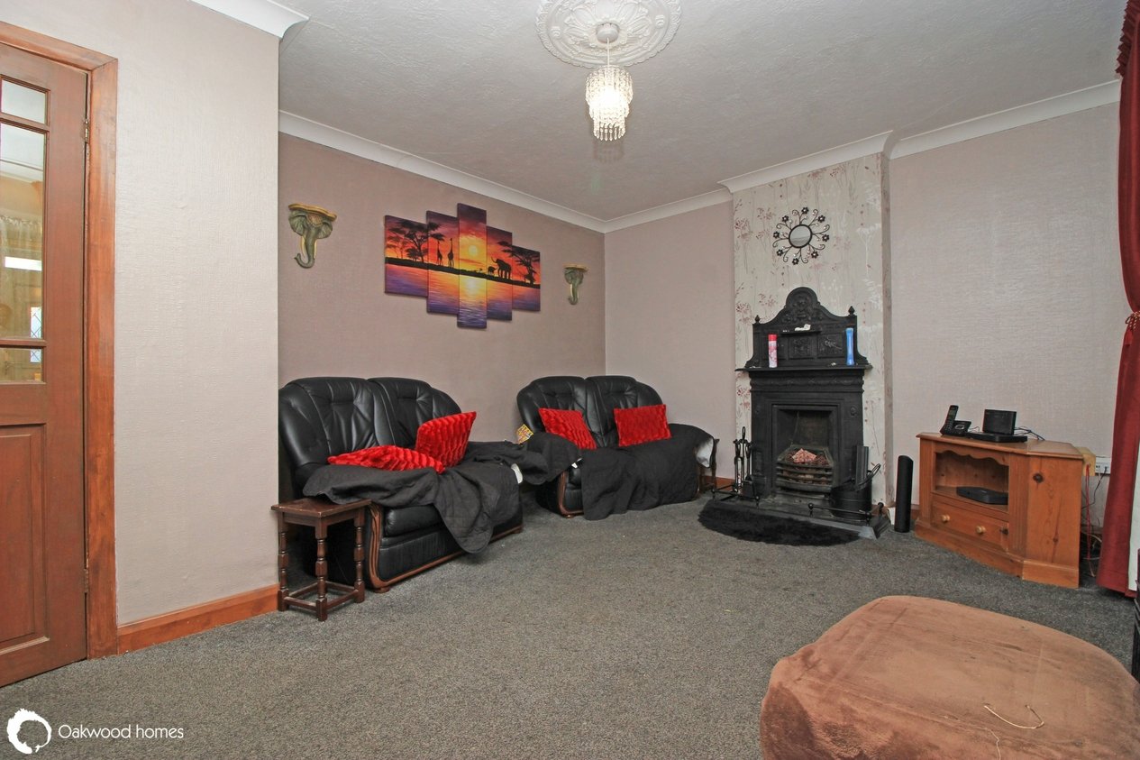 Properties For Sale in Leslie Avenue 