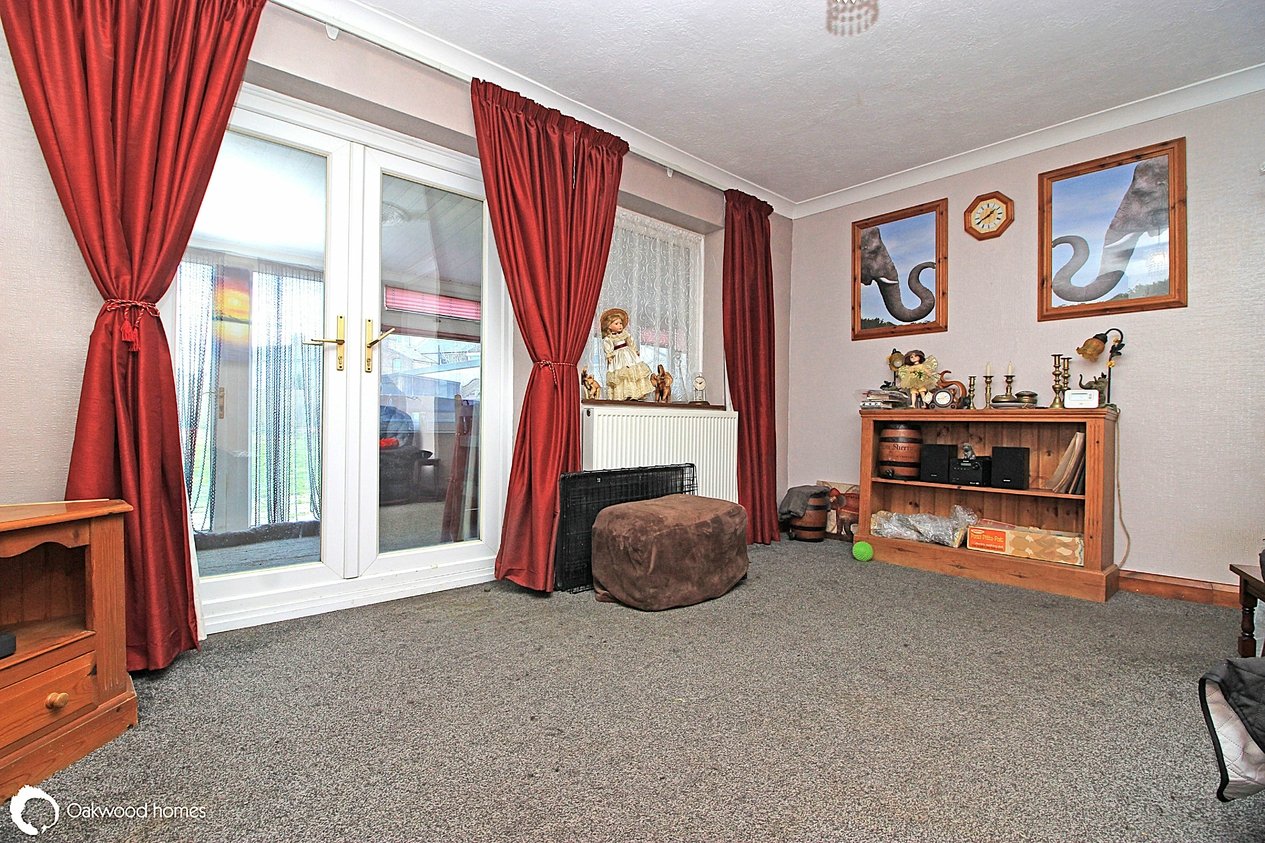 Properties For Sale in Leslie Avenue 