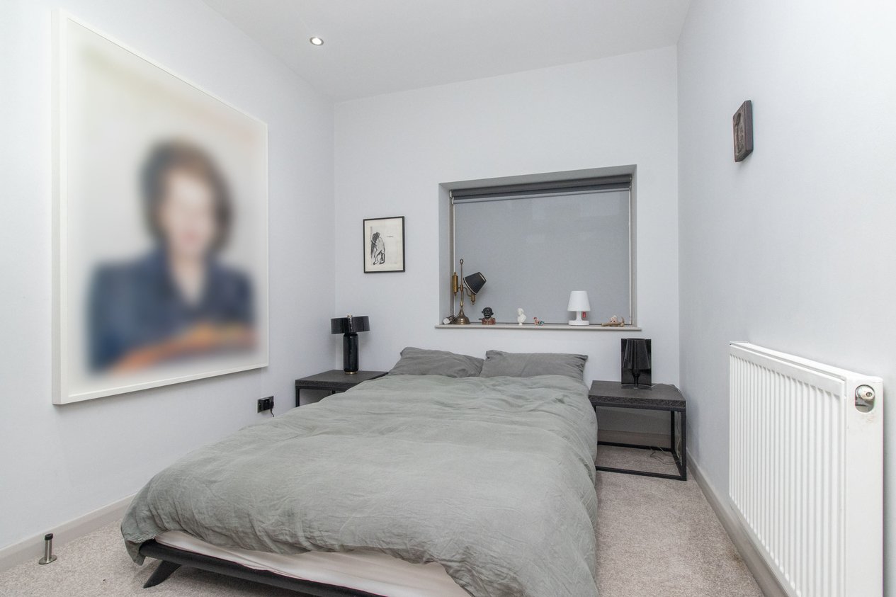Properties For Sale in Lewis Crescent Cliftonville