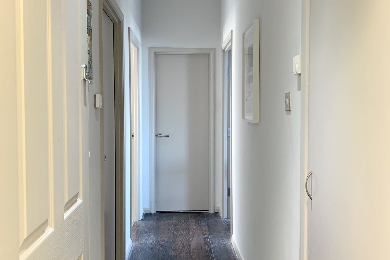 Properties For Sale in Lewis Crescent Cliftonville