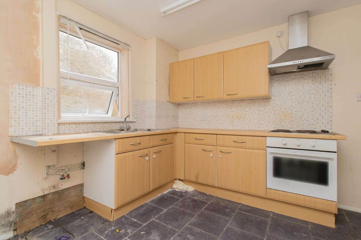 Properties For Sale in Lewis Crescent Margate