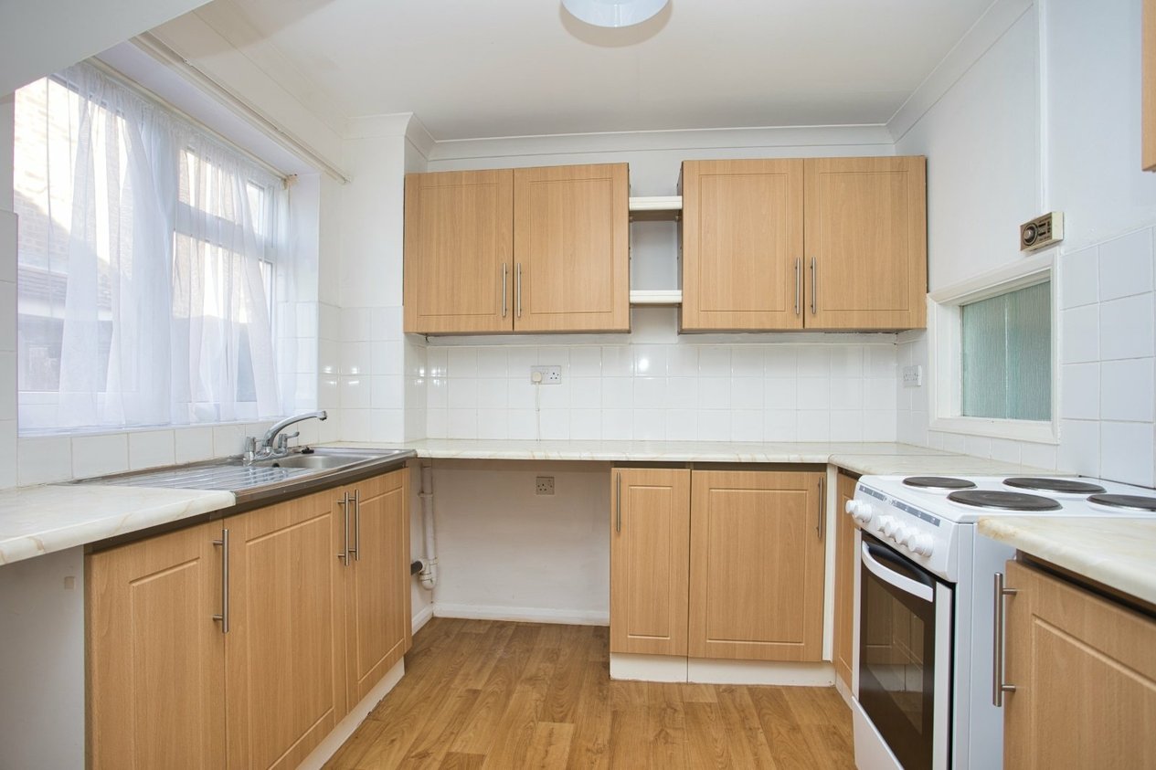 Properties For Sale in Leyburne Road Dover