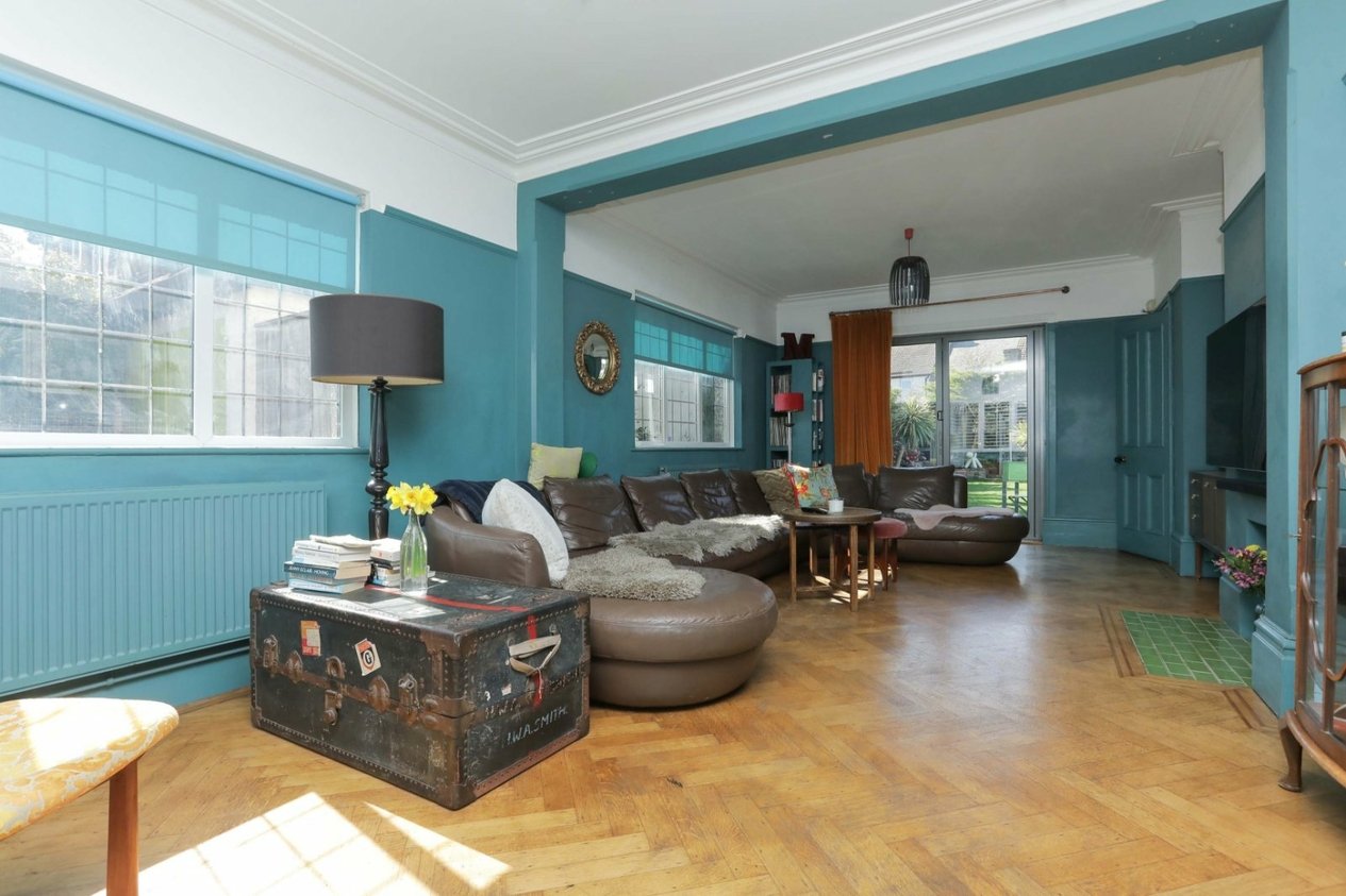 Properties For Sale in Limes Road Folkestone