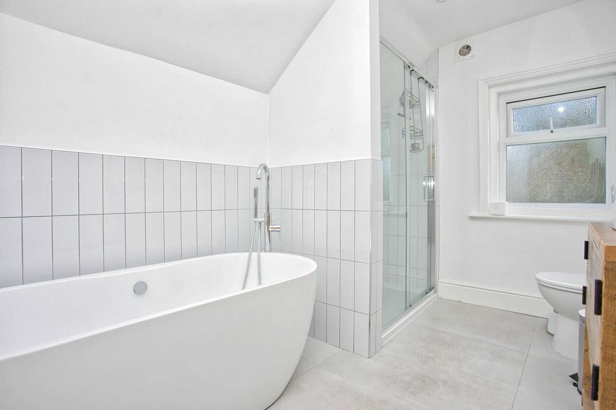 Properties Sold Subject To Contract in Linden Crescent  Folkestone