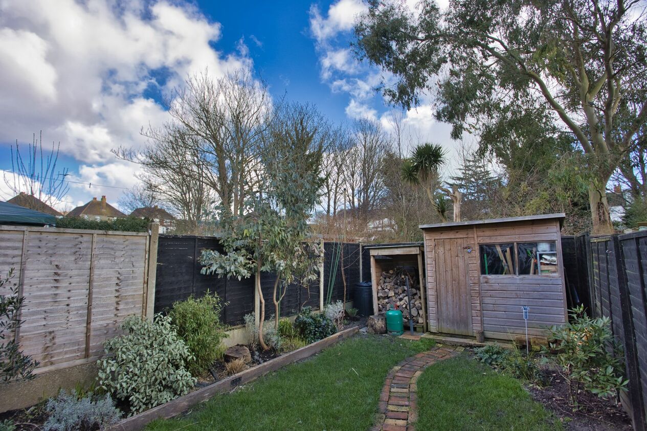 Properties Sold Subject To Contract in Linden Crescent  Folkestone