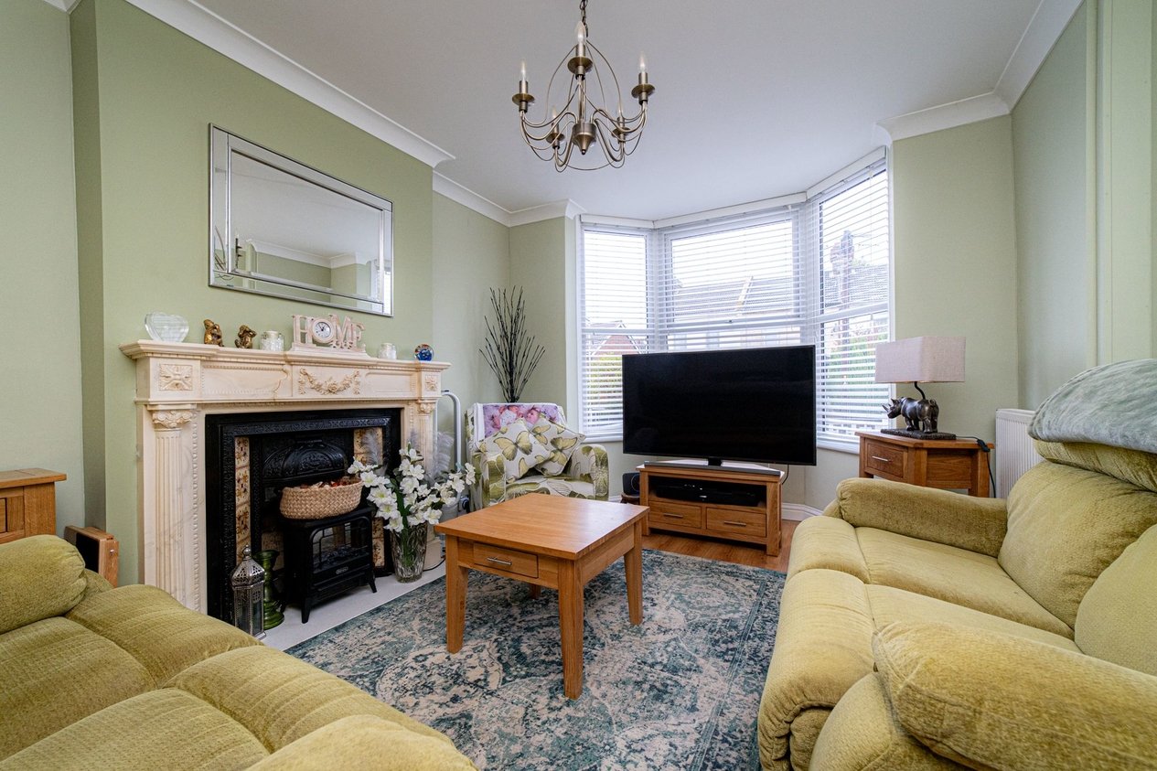 Properties For Sale in Linden Road  Ashford