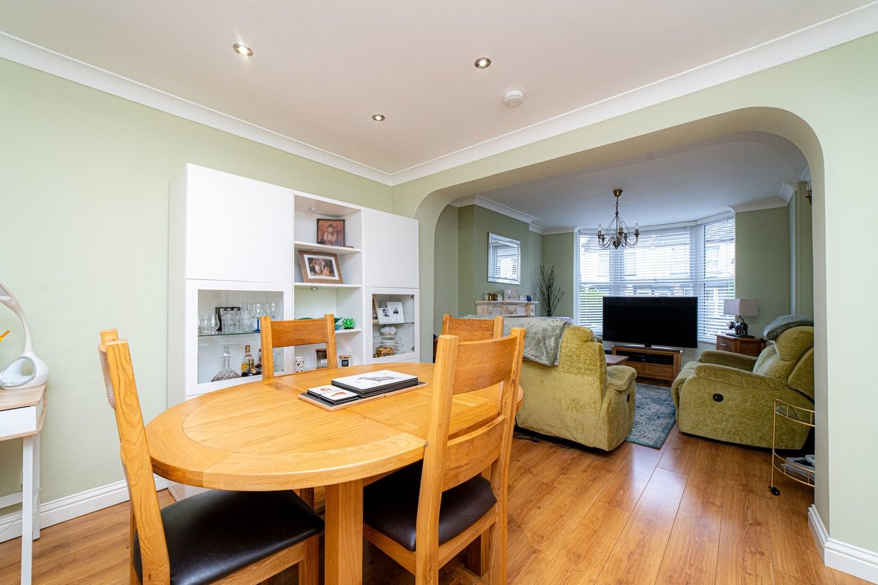 Properties For Sale in Linden Road  Ashford