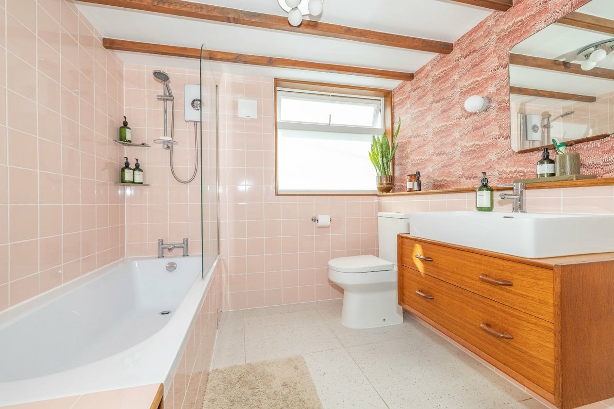 Properties For Sale in Links Crescent Romney Marsh