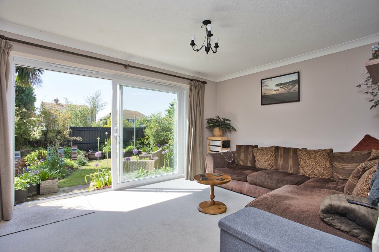 Properties For Sale in Links Road Deal