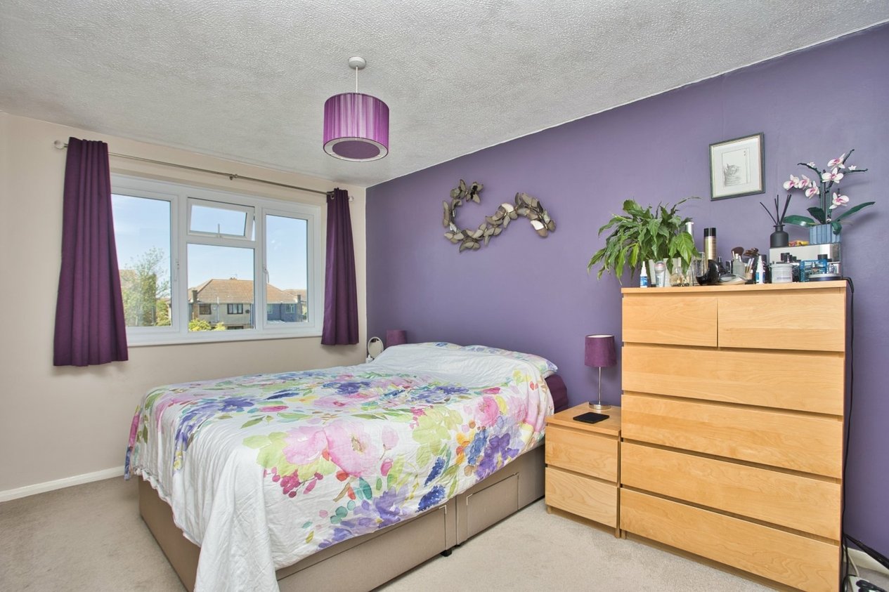 Properties For Sale in Links Road Deal