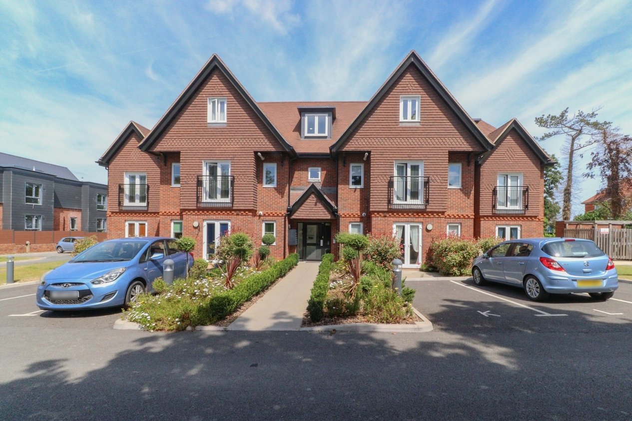 Properties For Sale in Linksfield Road Westgate-on-Sea