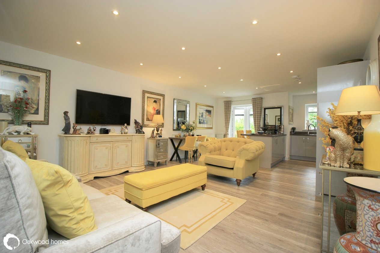 Properties For Sale in Linksfield Road 