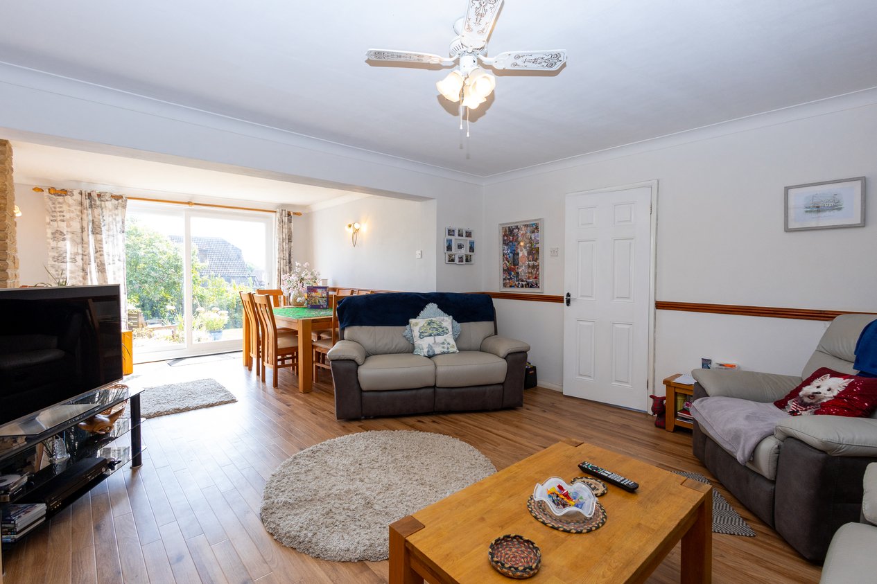 Properties Under Offer in Linksway Folkestone